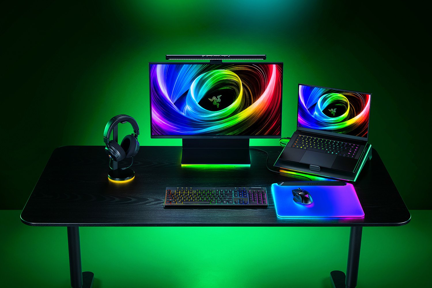 https___medias-p1.phoenix.razer.com_sys-master-phoenix-images-container_h52_h05_9957077745694_250902-bw-v4-low-hyperspeed-2-1500x1000-1