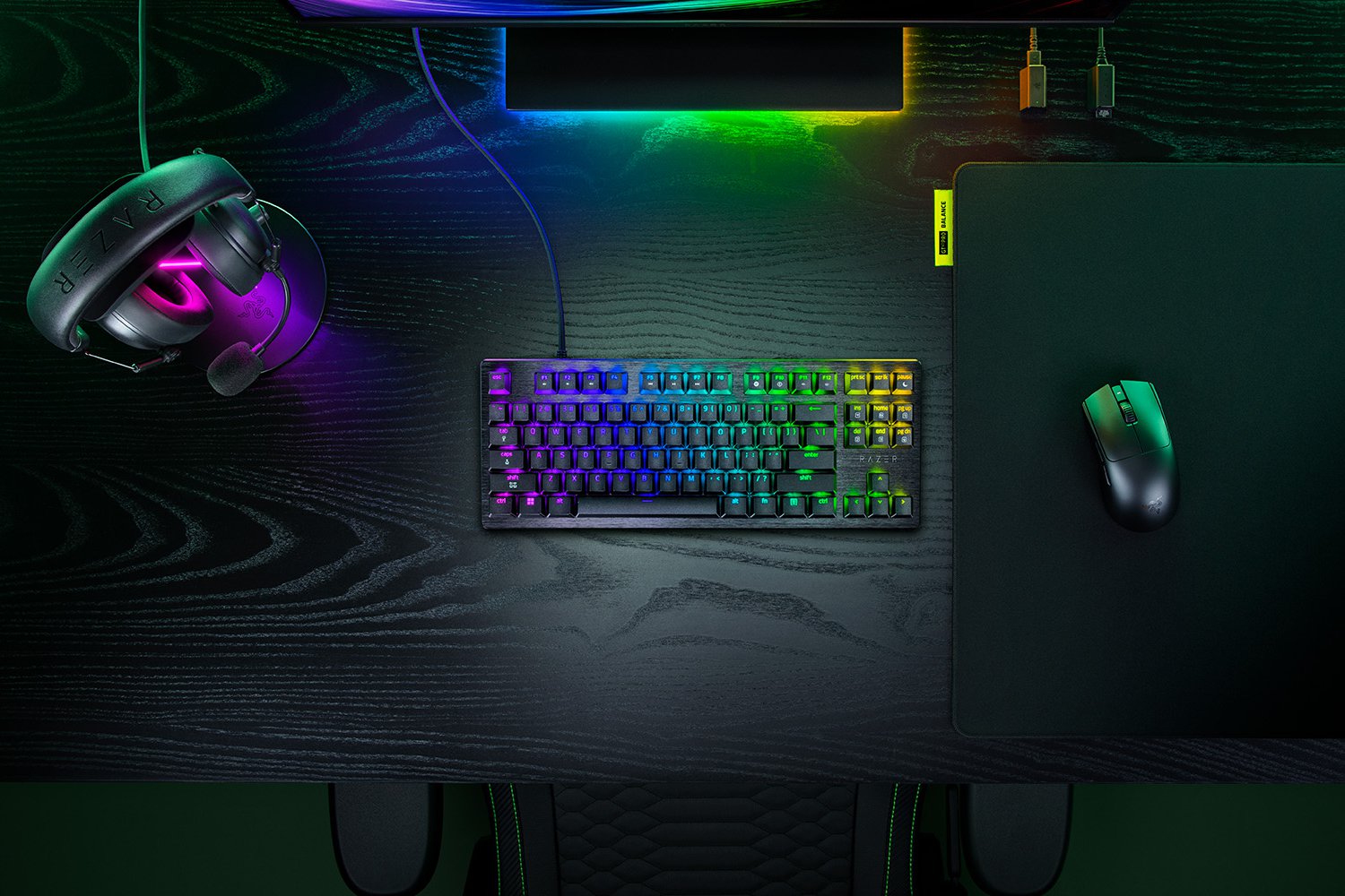 https___medias-p1.phoenix.razer.com_sys-master-phoenix-images-container_h27_h56_10240653230110_260730-huntsman-v3-he-mag-tkl-8k-1500x1000-3