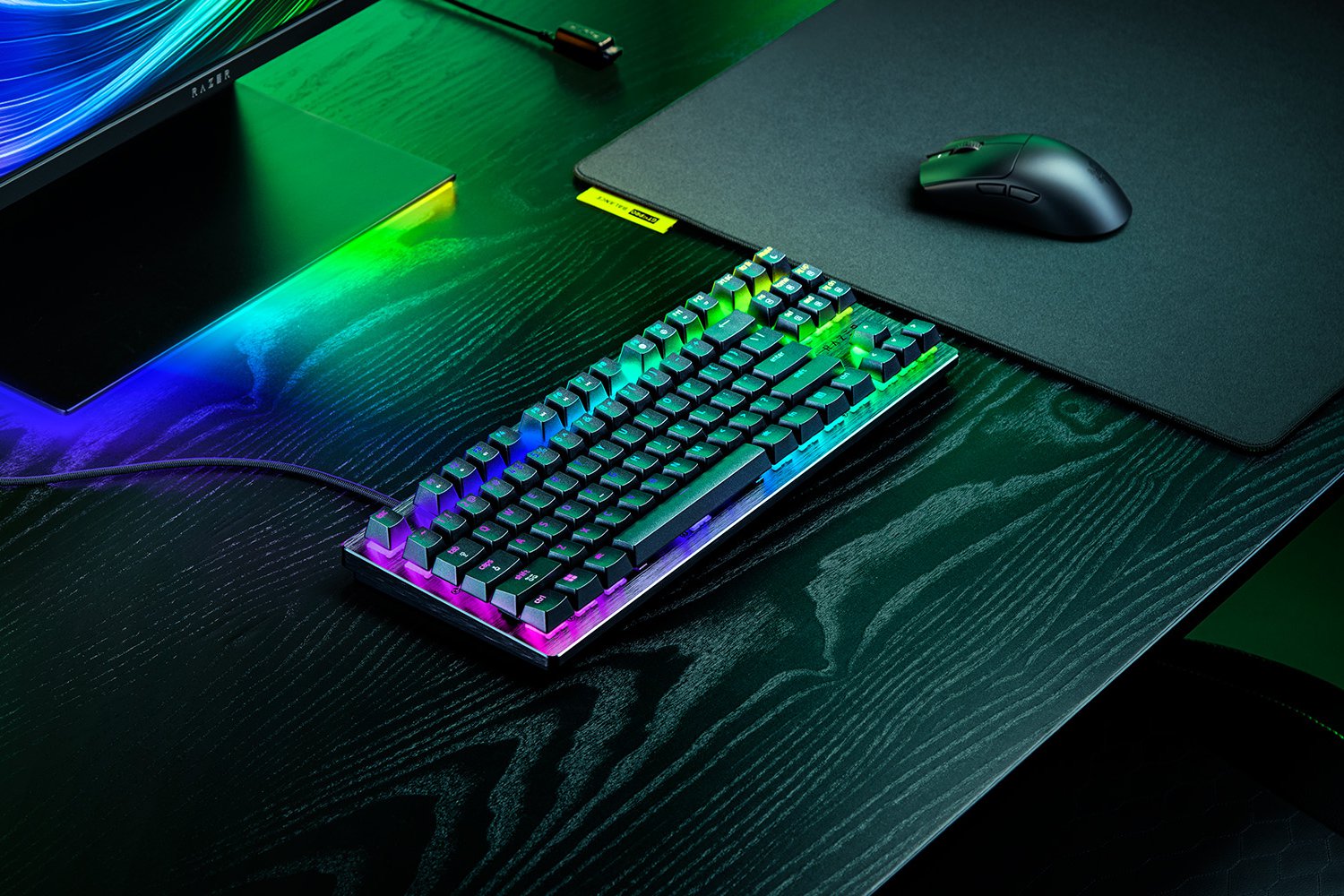 https___medias-p1.phoenix.razer.com_sys-master-phoenix-images-container_h56_h4f_10240653033502_260730-huntsman-v3-he-mag-tkl-8k-1500x1000-4