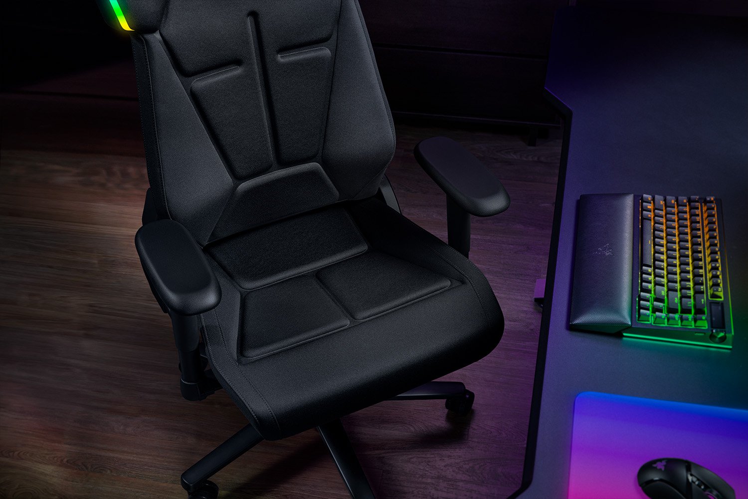 https___medias-p1.phoenix.razer.com_sys-master-phoenix-images-container_h1a_hc5_10142907727902_260625-soma-chroma-1500x1000-5